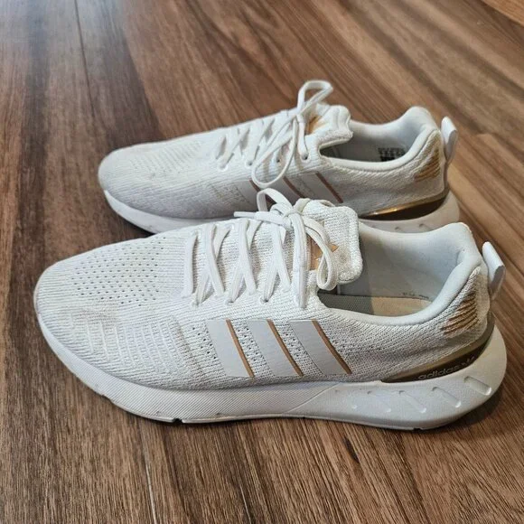 Womens White / Gold Tennis Shoes - Picture 1 of 6